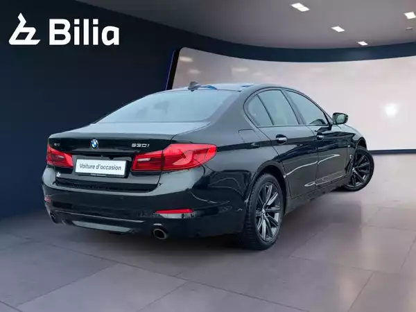 BMW 530 530i xDrive Berline Sport Line - Photo 2