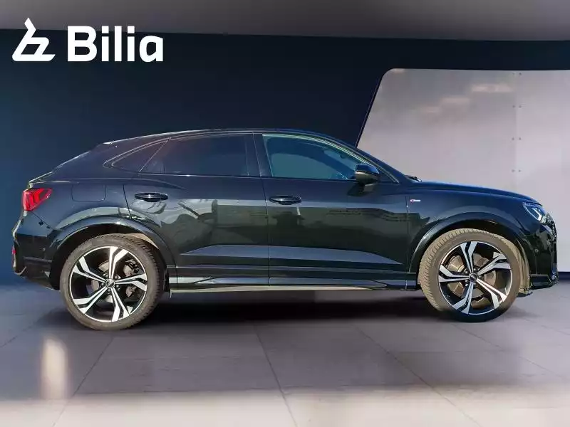 Audi Q3 Q3 Sportbag Black Edition S-line - Photo 1