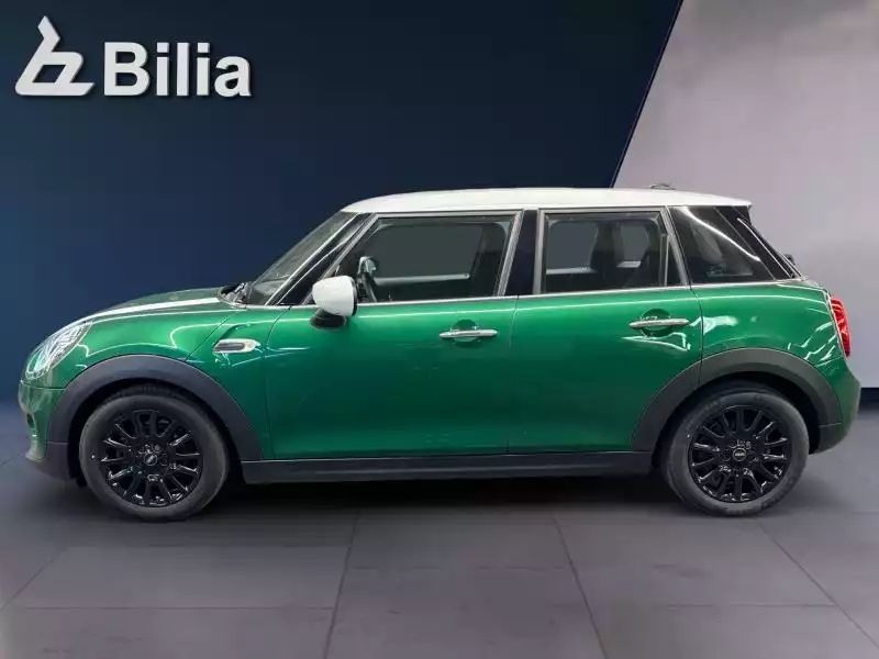 MINI Cooper 3 - Photo 1