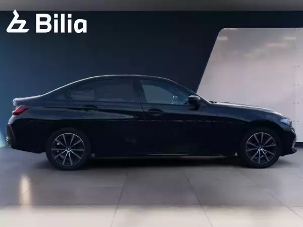 BMW 318 318i Berline - Photo 2