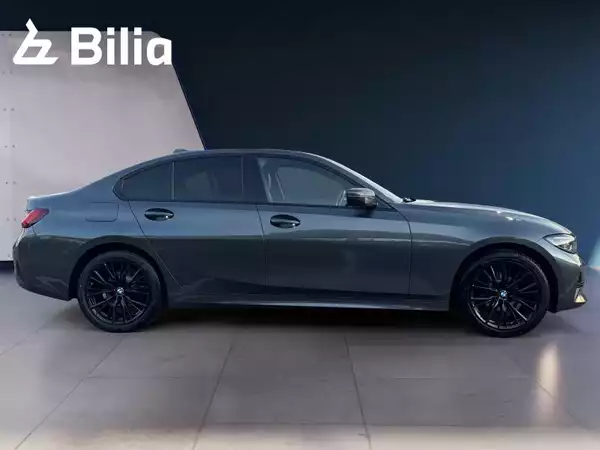 BMW 318 318i Berline - Photo 2