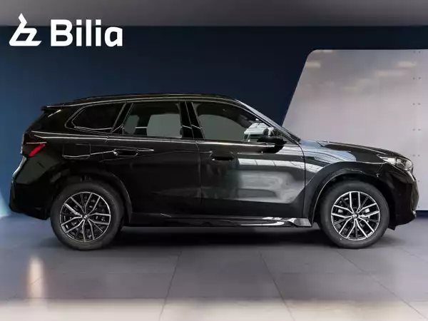 BMW X1 X1 sDrive18i Kit M Sport - Photo 3