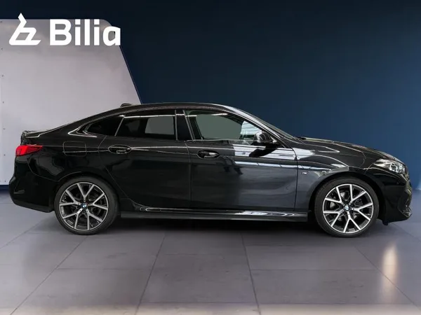 BMW 218 218d Gran Coupé Kit M Sport - Photo 3