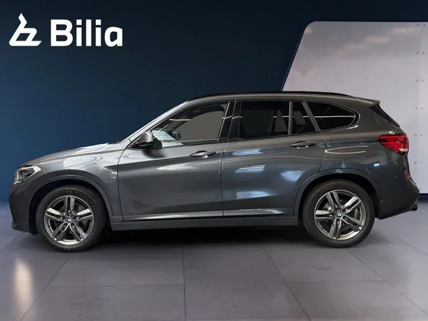 BMW X1 X1 sDrive18i Kit M Sport - Photo 2