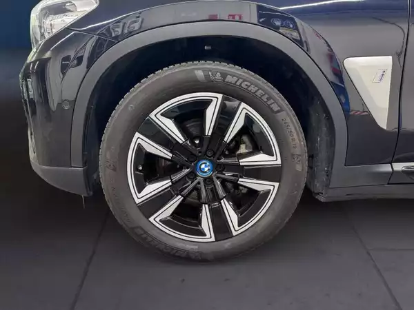 BMW iX3 electrique - Photo 3