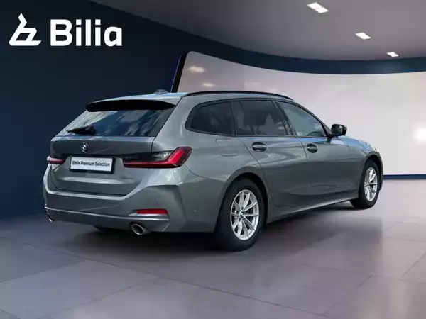 BMW 318 Touring - Photo 2
