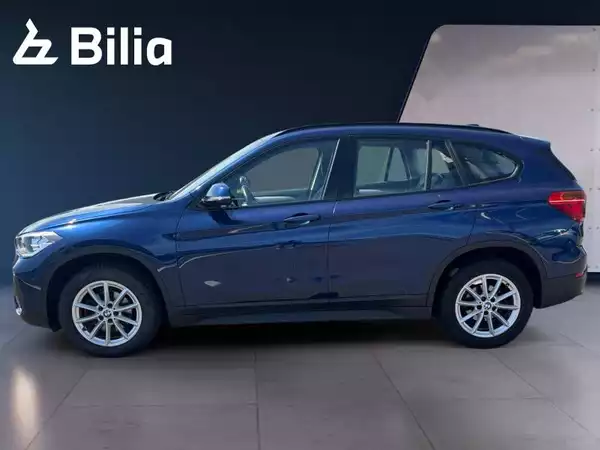 BMW X1 sDrive18i - Photo 2
