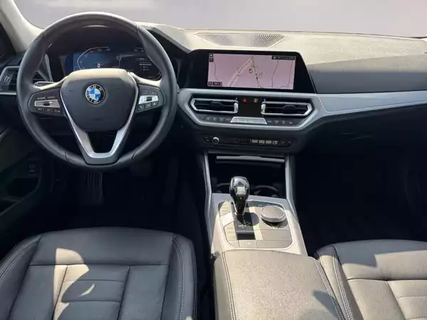 BMW 318 d Touring - Photo 3