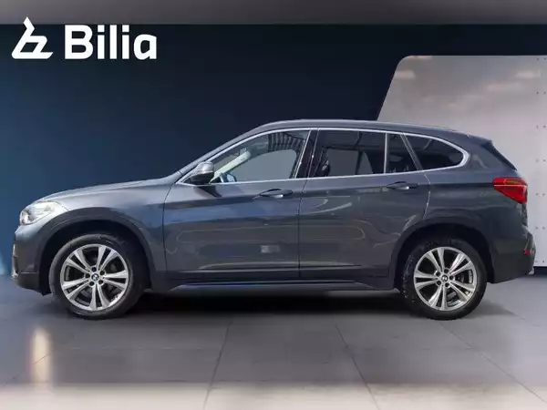 BMW X1 X1 sDrive16d Sport Line - Photo 2