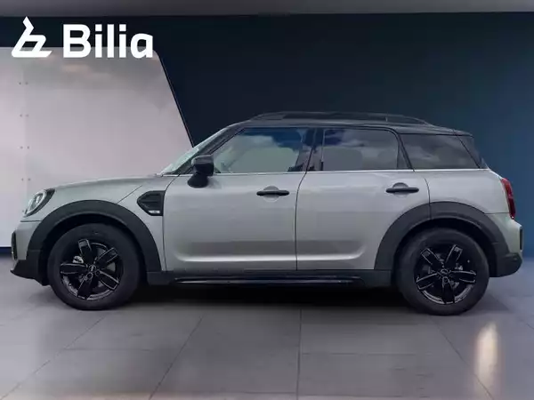 MINI Cooper Countryman F60 - Photo 2