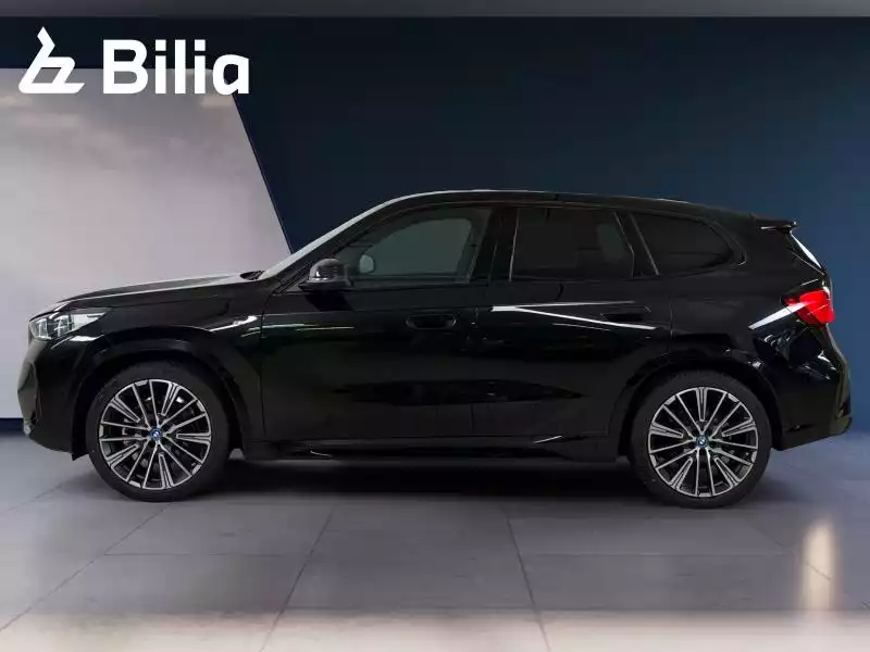 BMW iX1 iX1 30 xDrive M-sport - Photo 1