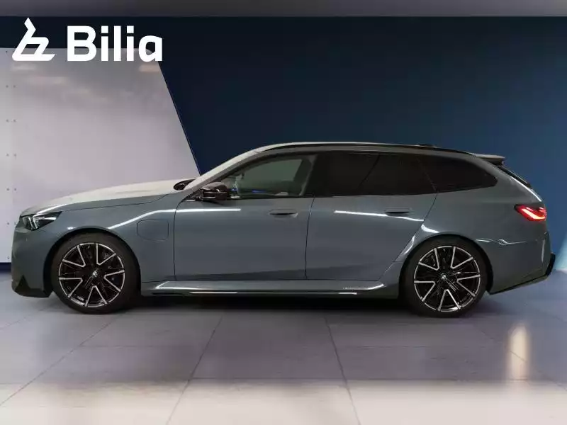 BMW M5 M5 xDrive - Photo 1