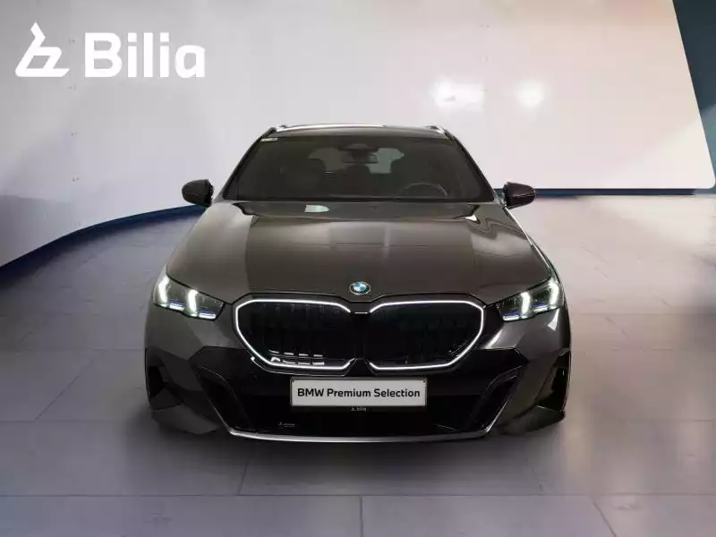 BMW 520 520i M-sport - Photo 1