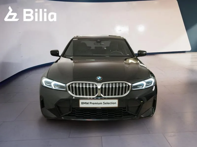 BMW 330 330d xDrive M-sport - Photo 1