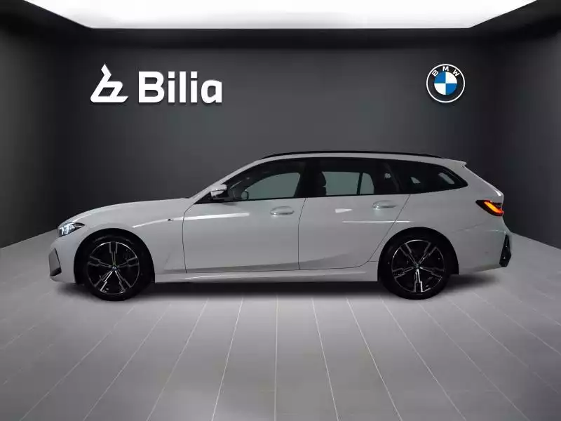 BMW 320 Touring M-Sport - Photo 1