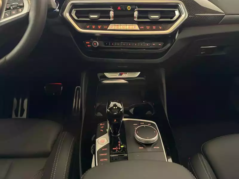BMW X4 M40D - Photo 1