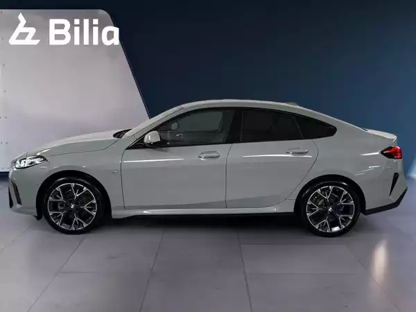 BMW 220 220i Gran Coupé M-sport - Photo 2