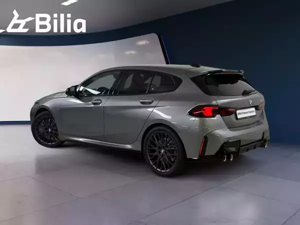 BMW 135 M135i xDrive - Photo 2