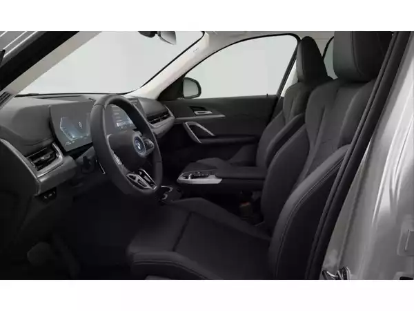 BMW X1 X1 30e xDrive X-line - Photo 3