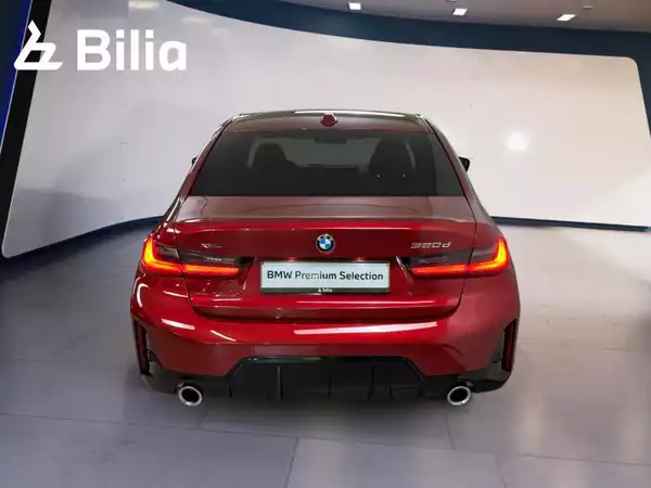 BMW 320 320d xDrive M-sport - Photo 2