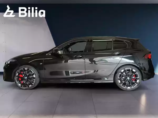 BMW 135 M135i xDrive - Photo 2