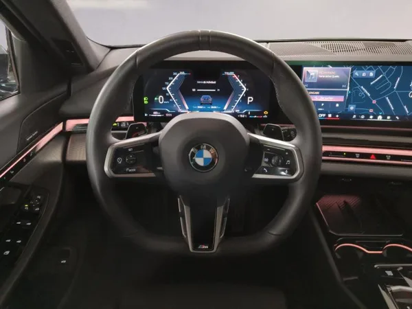 BMW 520 520i M-sport - Photo 1