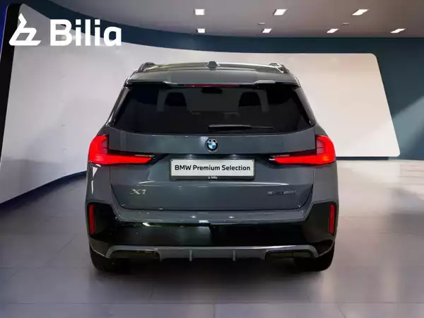 BMW X1 X1 20i sDrive M-sport - Photo 3