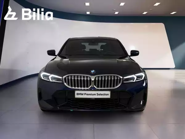 BMW 330 330d xDrive M-sport - Photo 2