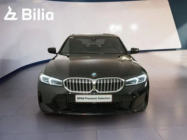 BMW 330 330d xDrive M-sport - Photo 2