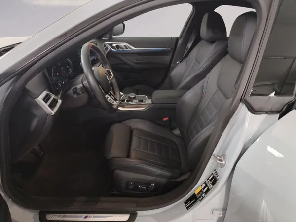 BMW i4 I4 M60 Gran Coupé xDrive - Photo 3