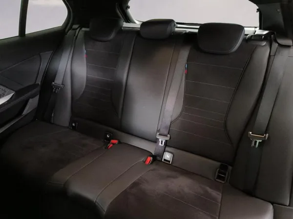 BMW 120 120I M-SPORT - Photo 2