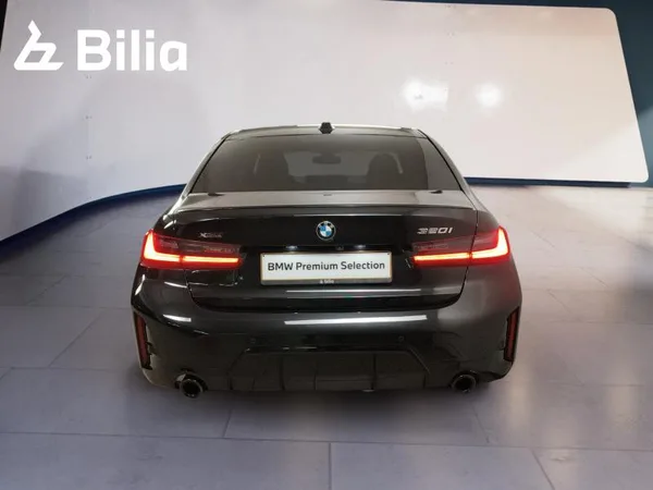 BMW 320 320i xDrive - Photo 3