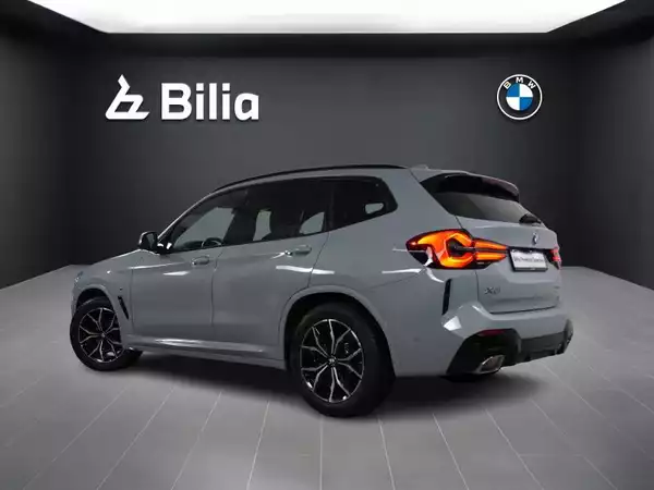 BMW X3 20d M-Sport - Photo 2
