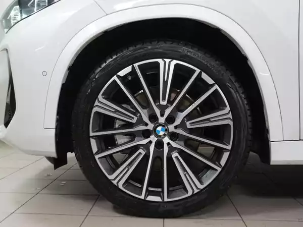 BMW X1 23d M-Sport - Photo 3
