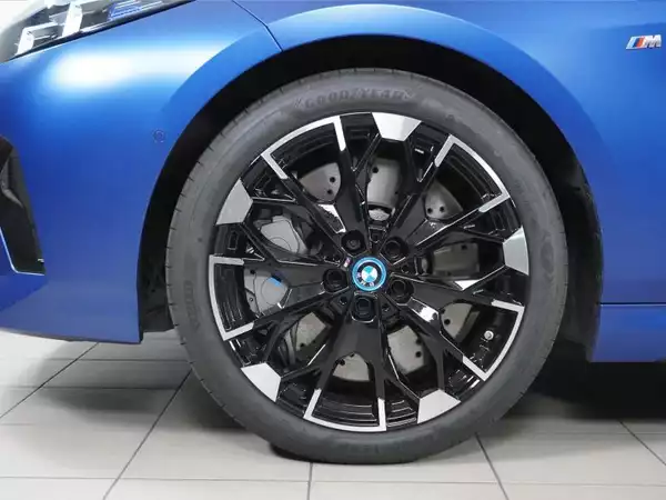 BMW 135 F70 - Photo 3