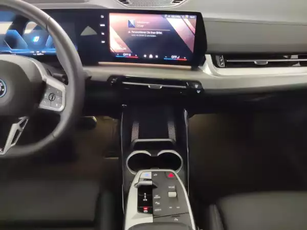 BMW iX2 xDrive 30 - Photo 2