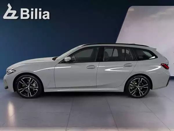 BMW 330 Touring M-SPORT - Photo 2