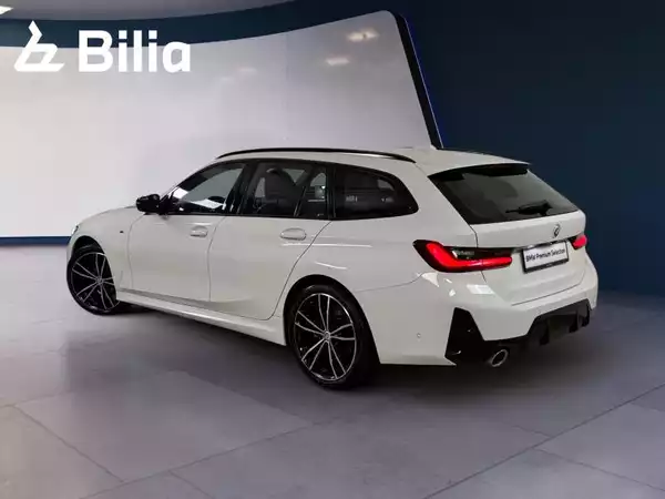 BMW 320 320d xDrive M-sport - Photo 2