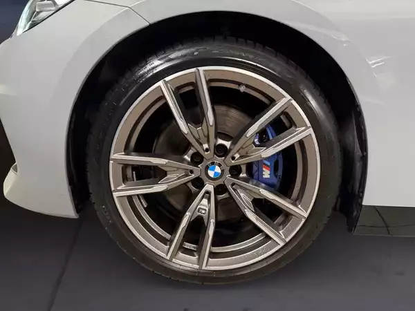 BMW 240 M240i xDrive - Photo 3