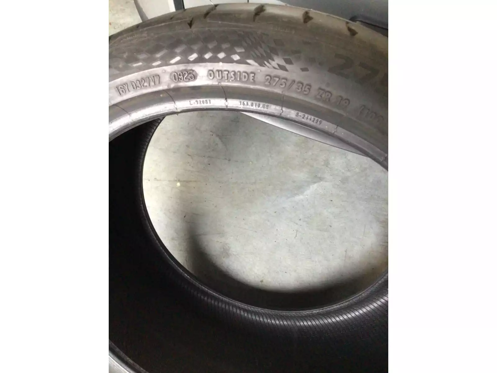 Pneus été 19 275/35 R19 100Y - Photo 1