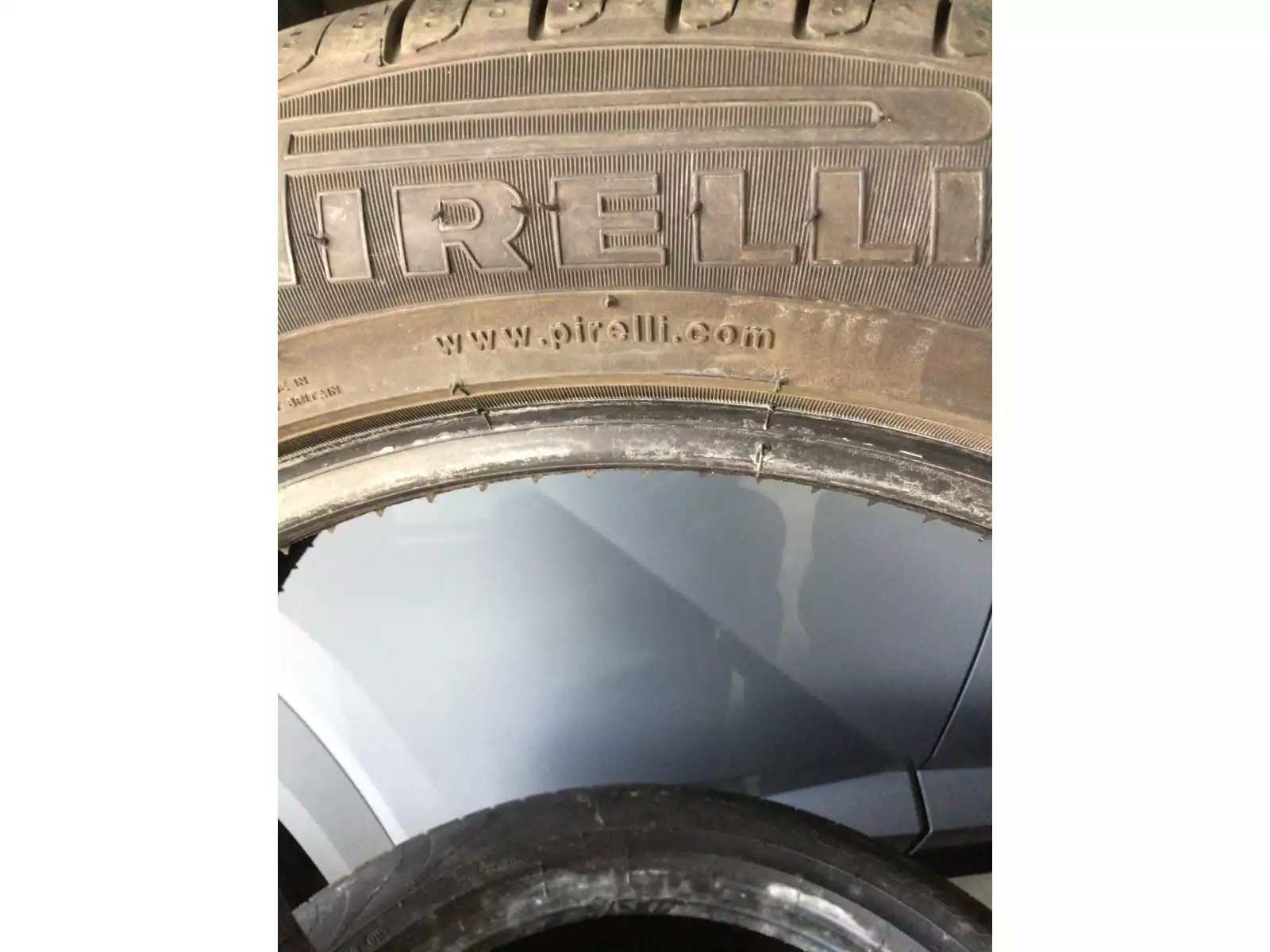 Pneus été 18 235/60 R18 97V - Photo 1