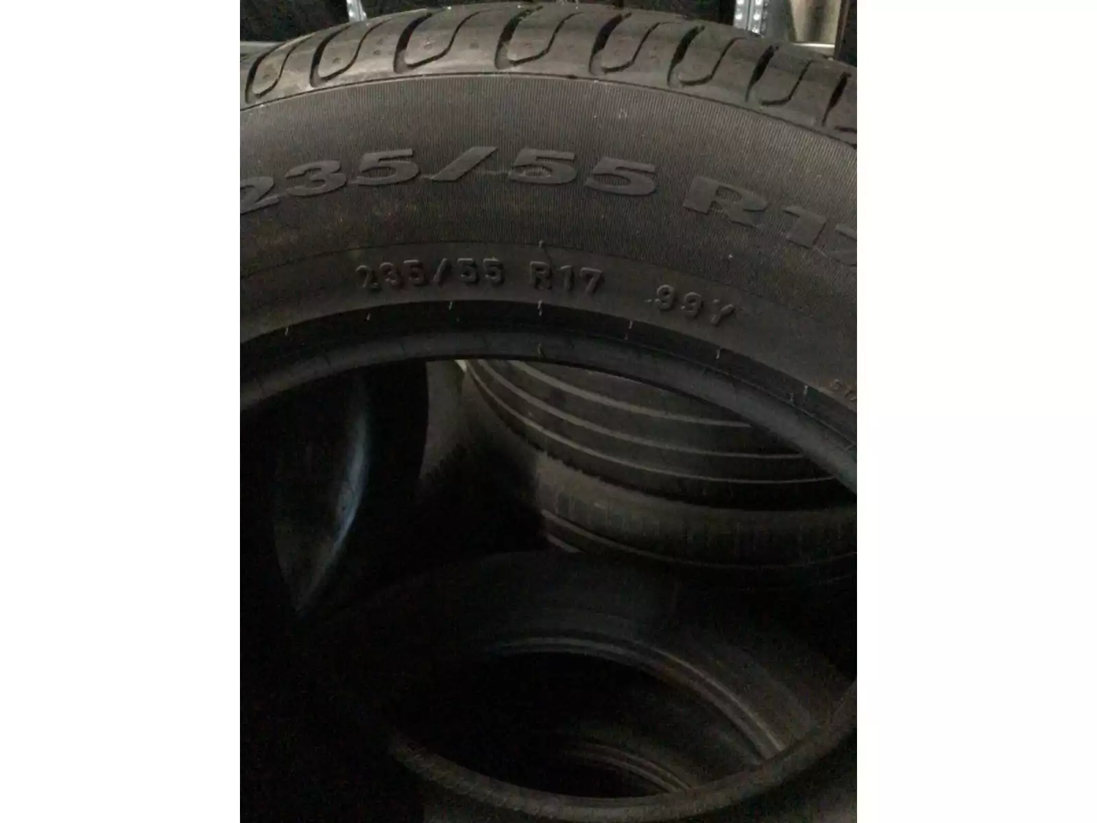 Pneus été 17 235/55 R17 99Y - Photo 1
