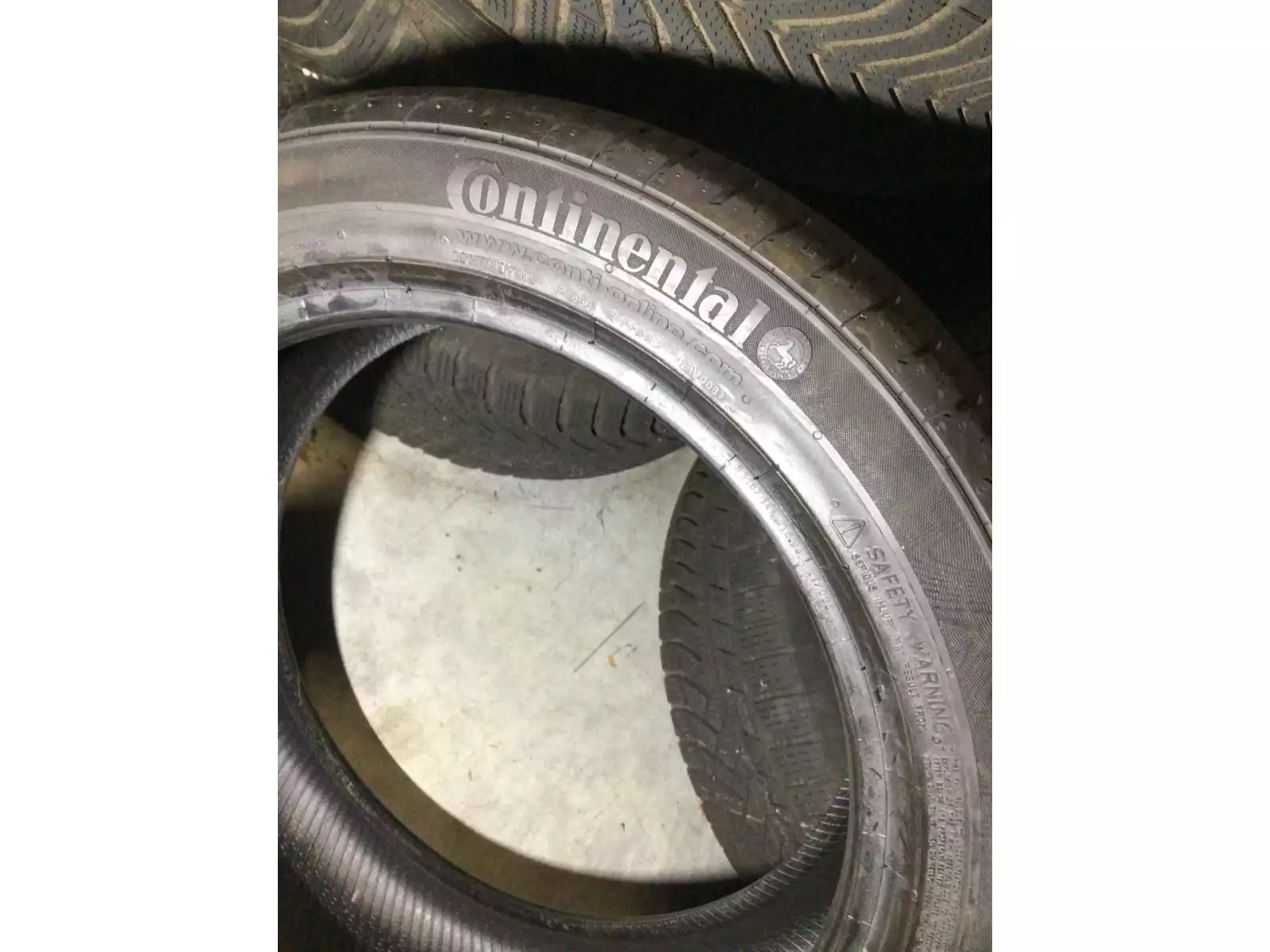 Pneus été 16 195/50 R16 84V - Photo 1