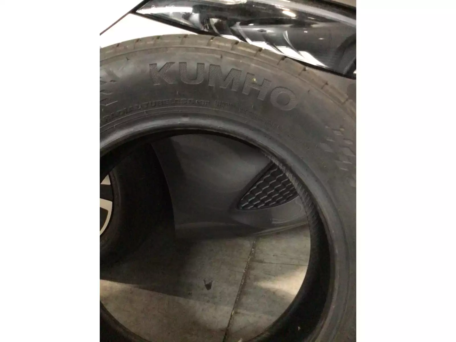 Pneus été 16 205/60 R16 92V - Photo 1