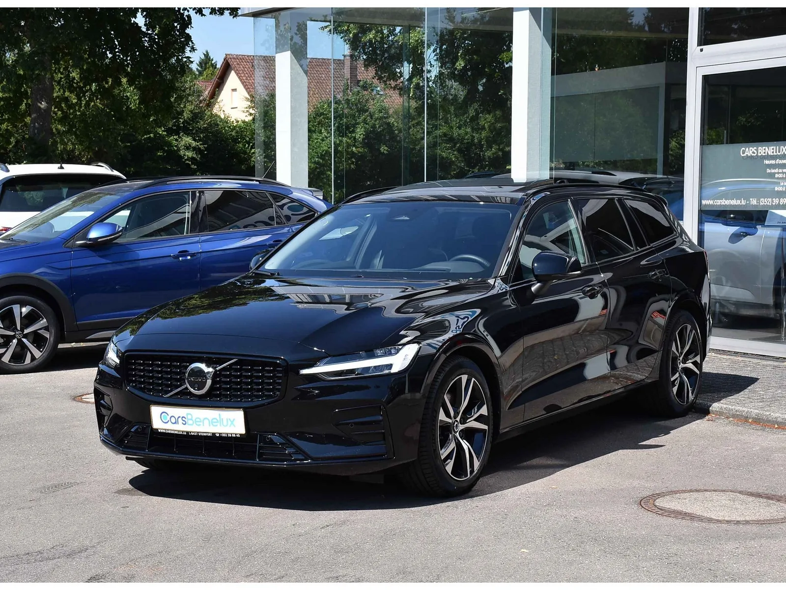 Volvo V60 2.0 B4 Plus Dark Geartronic PANO CUIR MEMO CAM360 HARMAN 1° MAIN - Photo 1