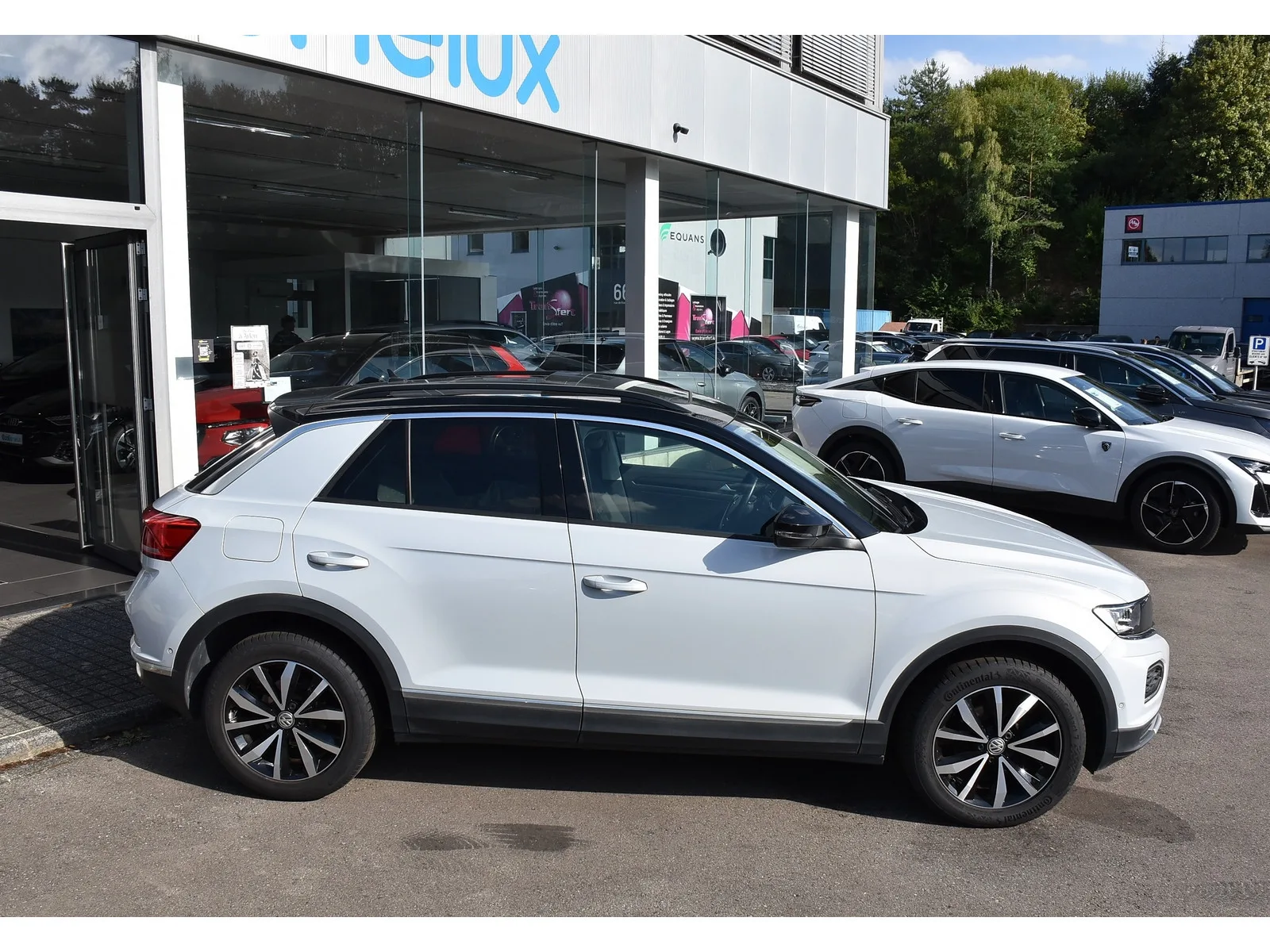 Volkswagen T-Roc 1.5 TSI Style DSG PANO ACC SIDE PARK CAM KEYLESS 1° MAIN - Photo 1
