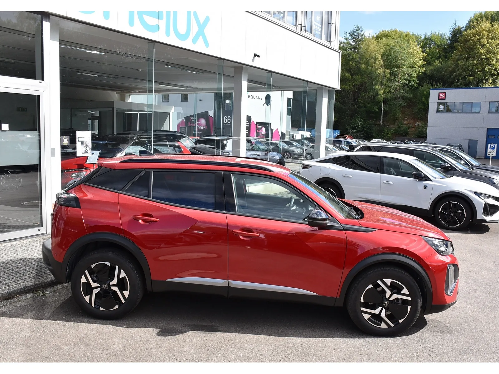 Peugeot 2008 1.2 Allure ACC GPS LANE SIDE REGUL CAM 360 1° MAIN - Photo 1