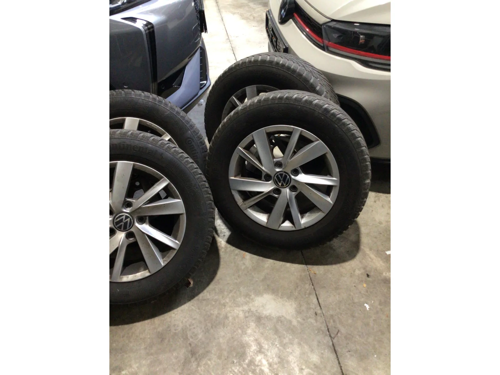 Jantes alu + Pneus hiver 15 195/65 R15 91T - Photo 1