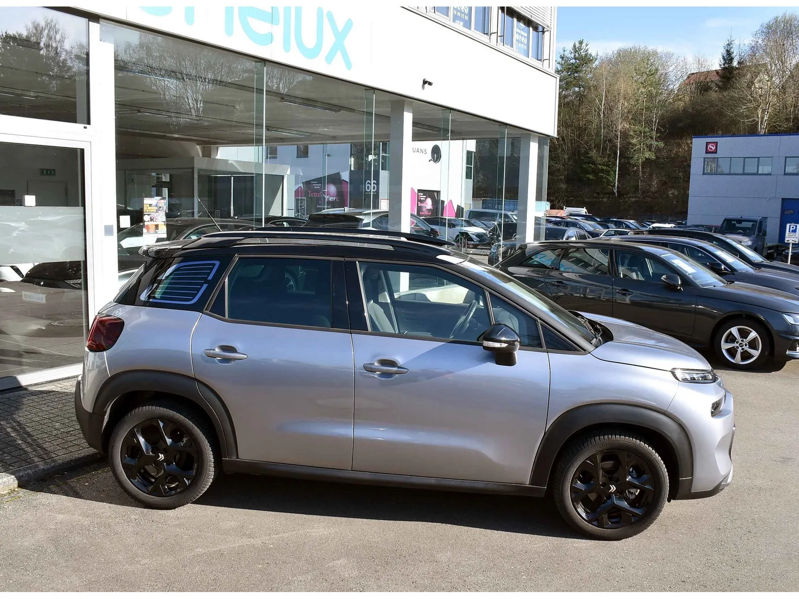 Citroën C3 Aircross 1.2 PureTech 110 MAX REGUL GPS LANE HUD GRIP CAM JA17 1° MAIN - Photo 1