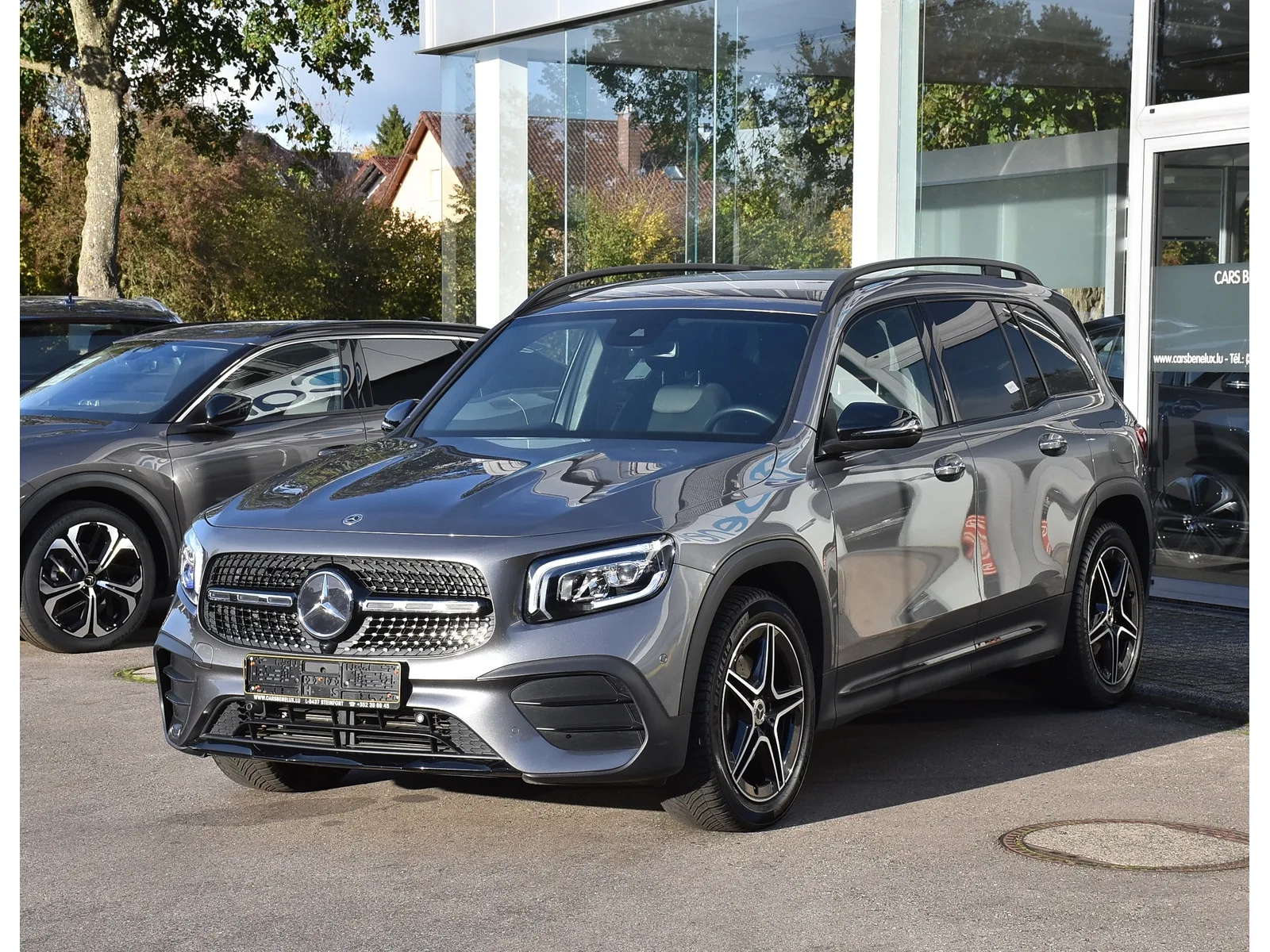 Mercedes-Benz GLB 180 d AMG Line 8G-DCT 7 PL. GPS LANE KEYLESS NIGHT - Photo 1